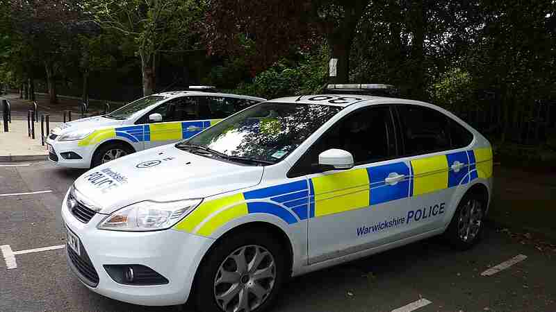 Warwickshire Police Emergency Response vehicle (BX 58 CFW), tags: polizeieinsatz - CC BY-SA